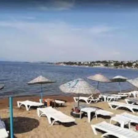 Apartmán Terrace Floor Near The Sea With Sunset Sea View *